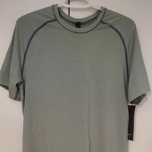 Lululemon Metal Vent Tech 2.0 Athletix Shirt